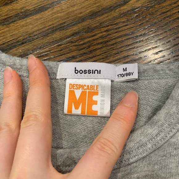 Like New Bossini x Despicable Me Minions Long Sleeve Shirt Size M (Asia sizing) - Picture 4 of 6